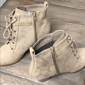 dally lace up bootie